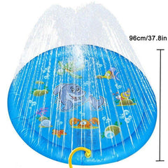 Swimming pool with water sprinkler for dogs. Refreshing for summer heat - The LionDog Shop
